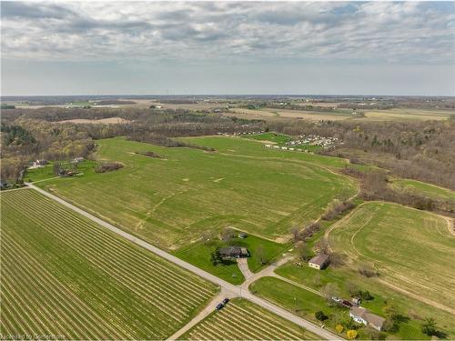 3542 Fifteenth Street, Lincoln, ON - Outdoor With View