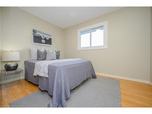 44 Old Cut Boulevard, Long Point, ON - Indoor Photo Showing Bedroom