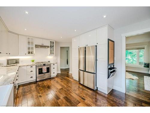 6490 Panton Street, Burlington, ON - Indoor Photo Showing Kitchen With Stainless Steel Kitchen