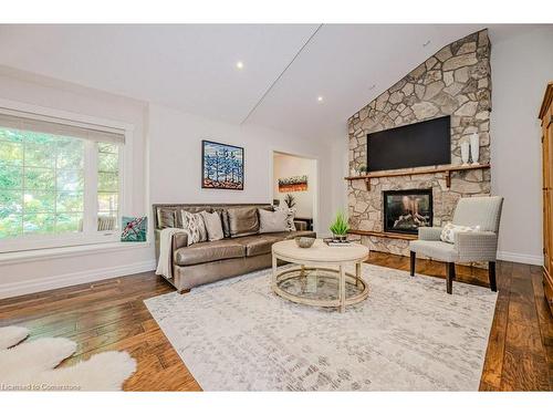 6490 Panton Street, Burlington, ON - Indoor Photo Showing Living Room With Fireplace