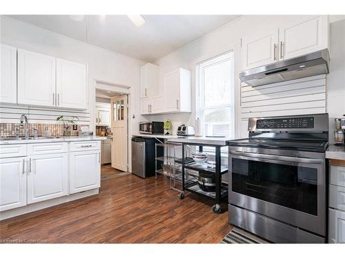 124 Main Street W, Port Colborne, ON - Indoor Photo Showing Kitchen With Upgraded Kitchen