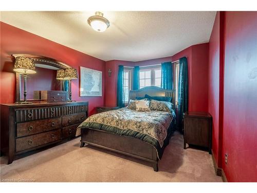 9 Sugarberry Court, Stoney Creek, ON - Indoor Photo Showing Bedroom