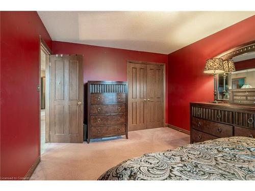 9 Sugarberry Court, Stoney Creek, ON - Indoor Photo Showing Bedroom