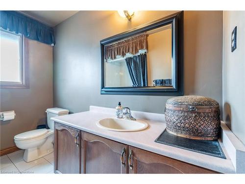 9 Sugarberry Court, Stoney Creek, ON - Indoor Photo Showing Bathroom