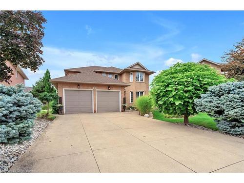 9 Sugarberry Court, Stoney Creek, ON - Outdoor