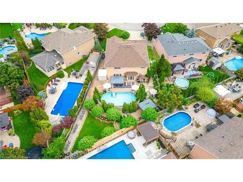 9 Sugarberry Court, Stoney Creek, ON - Outdoor With In Ground Pool With View