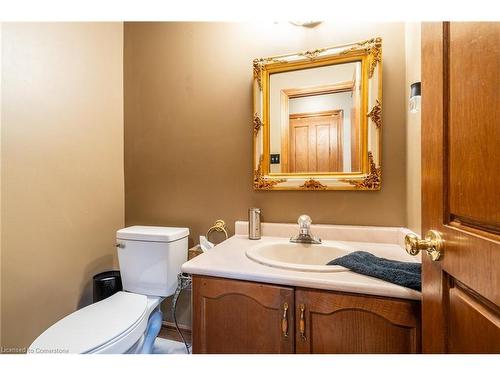 9 Sugarberry Court, Stoney Creek, ON - Indoor Photo Showing Bathroom