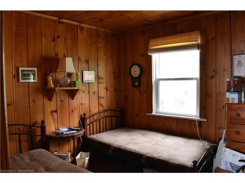 3 Horseshoe Bay Road, Dunnville, ON - Indoor Photo Showing Bedroom