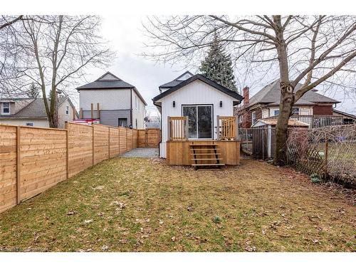 5759 Robinson Street, Niagara Falls, ON - Outdoor