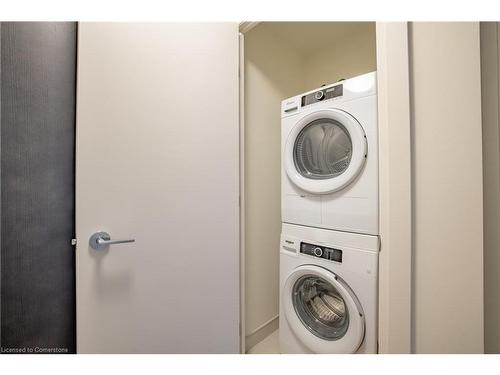 310-385 Winston Road, Grimsby, ON - Indoor Photo Showing Laundry Room