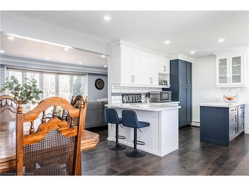 4126 London Court, Niagara Falls, ON - Indoor Photo Showing Kitchen