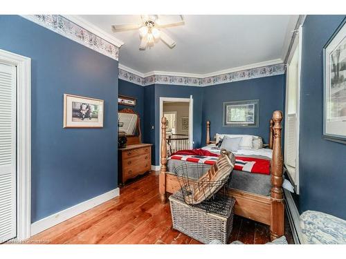 711 Norfolk Street S, Simcoe, ON - Indoor Photo Showing Bedroom