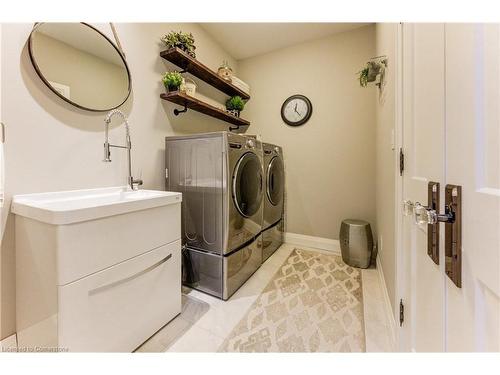 14 Harper Boulevard, Brantford, ON - Indoor Photo Showing Laundry Room