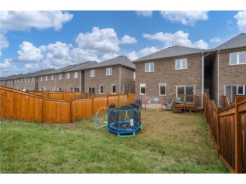 33 Pinot Crescent, Hamilton, ON - Outdoor With Backyard With Exterior