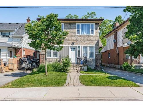 130 Dorothy Street, Welland, ON - Outdoor