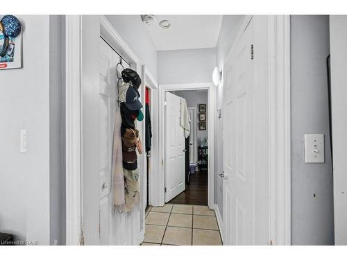 130 Dorothy Street, Welland, ON - Indoor Photo Showing Other Room