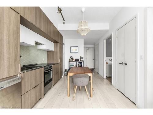 4103-159 Dundas Street E, Toronto, ON - Indoor Photo Showing Kitchen