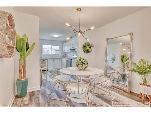 1-20 Anna Capri Drive, Hamilton, ON - Indoor Photo Showing Dining Room