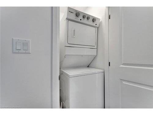 59-61 Soho Street, Hamilton, ON - Indoor Photo Showing Laundry Room