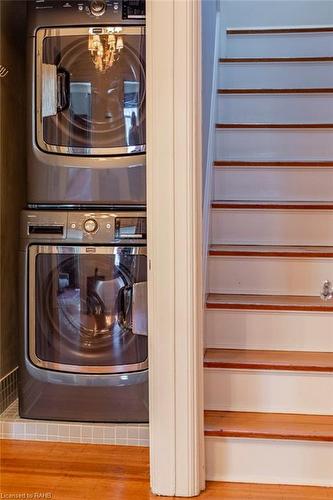 120 Aberdeen Avenue, Hamilton, ON - Indoor Photo Showing Laundry Room