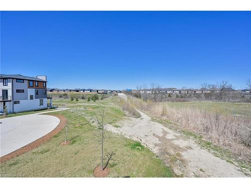 904 West Village Square, London, ON - Outdoor With View