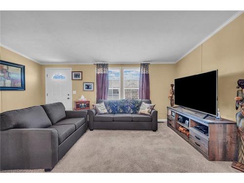 14 Copper Beach Drive, Nanticoke, ON - Indoor Photo Showing Living Room