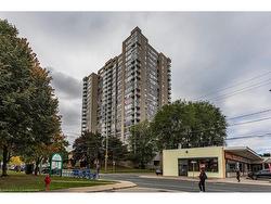 506-75 Queen Street N Hamilton, ON L8R 3J3