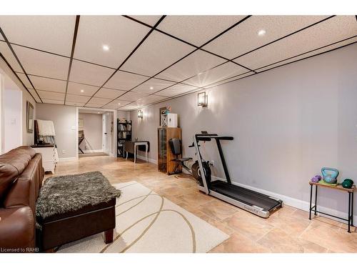 6399 Dickenson Road E, Hamilton, ON - Indoor Photo Showing Gym Room