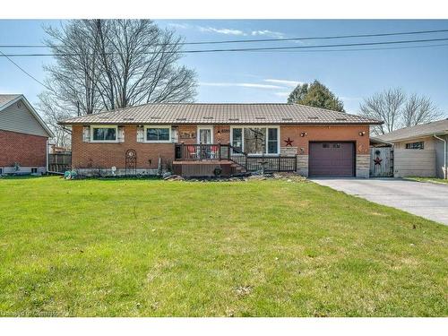 6399 Dickenson Road E, Hamilton, ON - Outdoor With Deck Patio Veranda