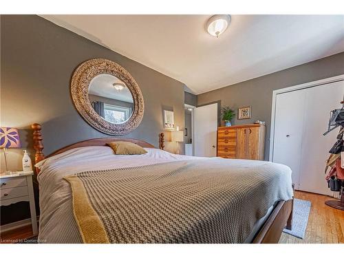 648-654 Francis Road, Burlington, ON - Indoor Photo Showing Bedroom