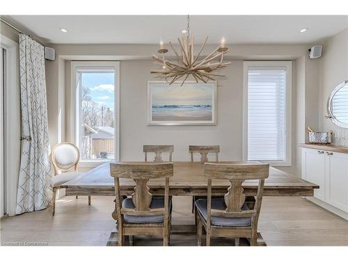 795 Beach Boulevard, Hamilton, ON - Indoor Photo Showing Dining Room