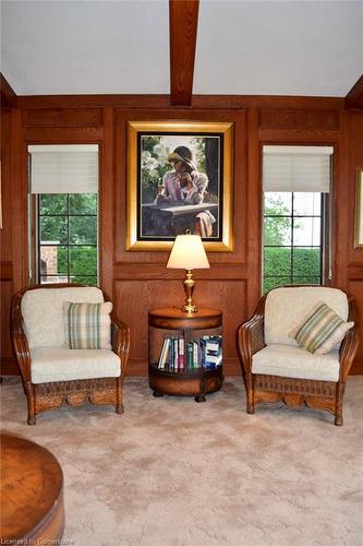 23 Winona Park Road, Stoney Creek, ON - Indoor Photo Showing Living Room