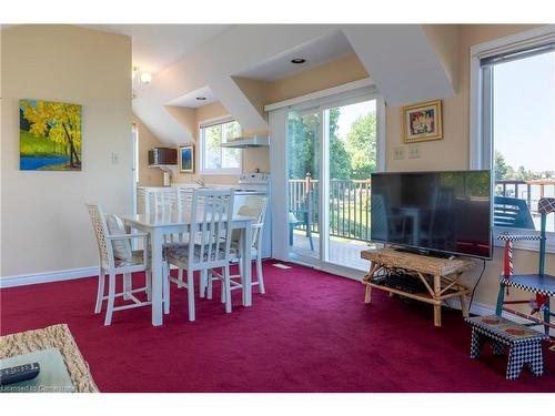 23 Winona Park Road, Stoney Creek, ON - Indoor Photo Showing Dining Room