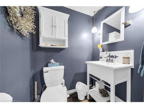 2970 Lakeshore Road, Dunnville, ON - Indoor Photo Showing Bathroom