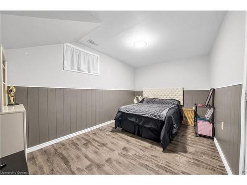 2970 Lakeshore Road, Dunnville, ON - Indoor Photo Showing Bedroom