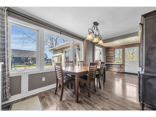 2970 Lakeshore Road, Dunnville, ON - Indoor Photo Showing Dining Room