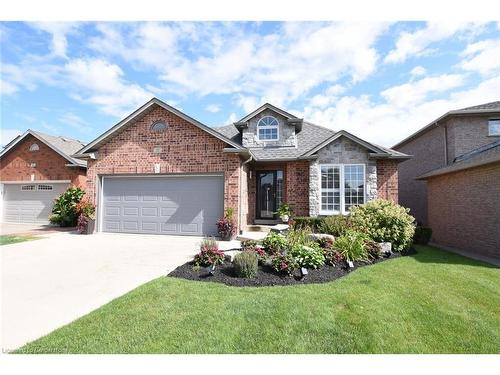 17 Durrell Court, Hamilton, ON - Outdoor With Facade