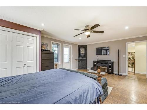 407 Third Road E, Stoney Creek, ON - Indoor Photo Showing Bedroom