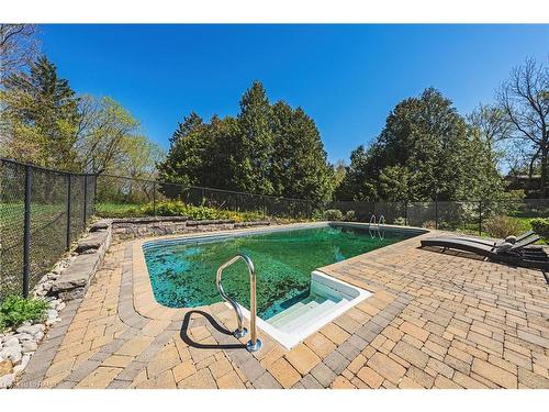 6 Iris Court, Carlisle, ON - Outdoor With In Ground Pool With Backyard