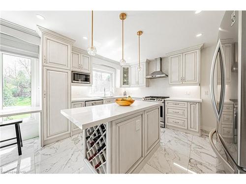 6 Iris Court, Carlisle, ON - Indoor Photo Showing Kitchen With Upgraded Kitchen