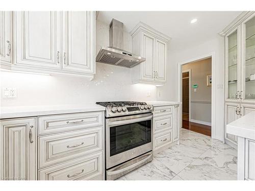 6 Iris Court, Carlisle, ON - Indoor Photo Showing Kitchen