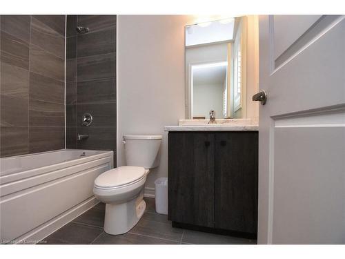 36 Radison Lane, Hamilton, ON - Indoor Photo Showing Bathroom