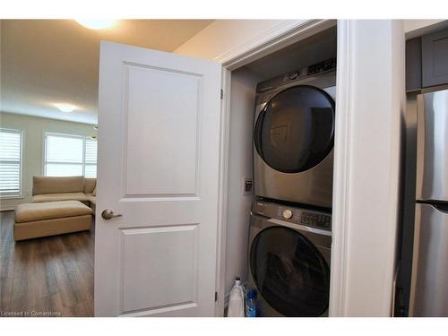 36 Radison Lane, Hamilton, ON - Indoor Photo Showing Laundry Room