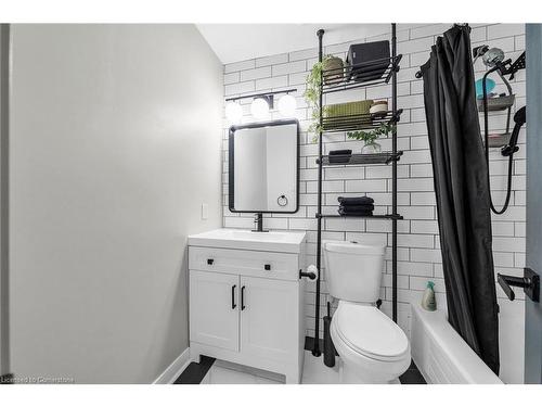 88-2001 Bonnymede Drive, Mississauga, ON - Indoor Photo Showing Bathroom