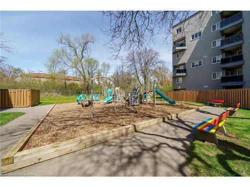 88-2001 Bonnymede Drive, Mississauga, ON - Outdoor