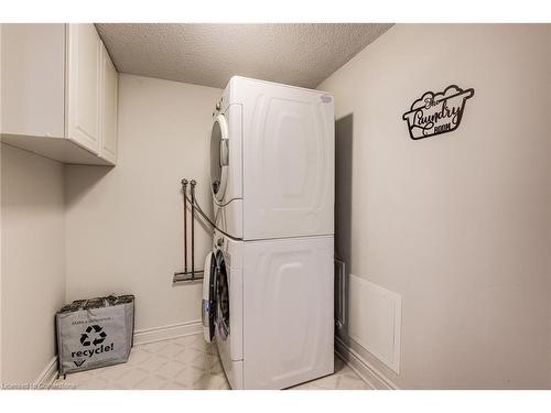 #1505-6 Willow Street, Waterloo, ON - Indoor Photo Showing Laundry Room