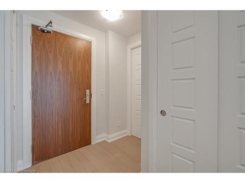 1407-2025 Maria Street, Burlington, ON - Indoor Photo Showing Other Room