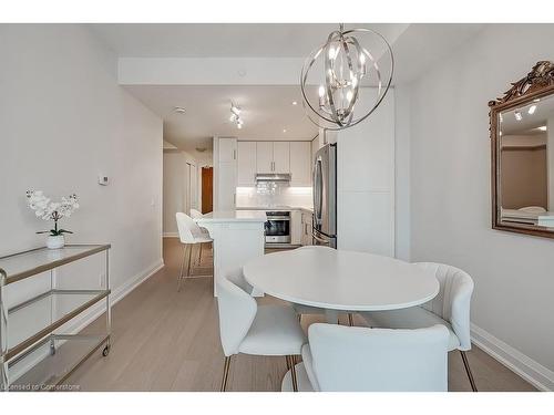 1407-2025 Maria Street, Burlington, ON - Indoor Photo Showing Dining Room