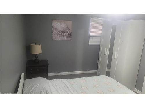 60 Chelsea Street, St. Catharines, ON - Indoor Photo Showing Bedroom