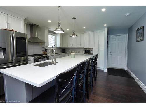 100 Stone Church Road E, Hamilton, ON - Indoor Photo Showing Kitchen With Upgraded Kitchen